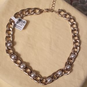 Costume Pearl and Gold plated necklace